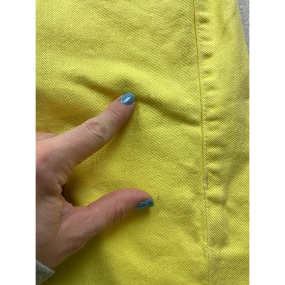 CAbi Neon Yellow Womens Size 2 Stretch Denim Preppy Straight Leg Crop Pants - Picture 3 of 8